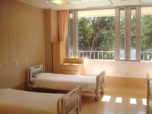 病室（4人部屋）